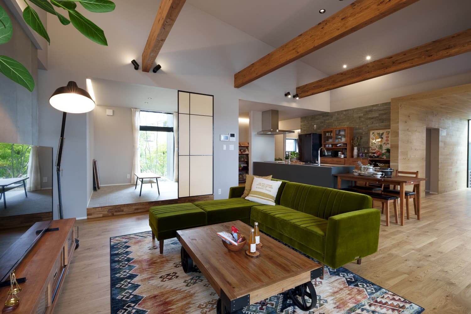 店舗内観イメージ1